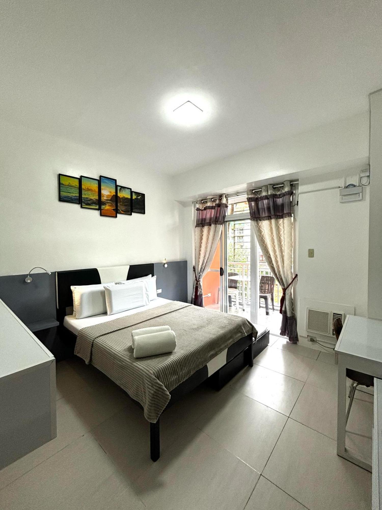 Beach Condos At Pico De Loro Cove - Wi-Fi & Netflix, 42-50"Tvs With Cignal Cable, Uratex Beds & Pillows, Equipped Kitchen, Balcony, Parking - Guest Registration Fee Is Not Included ناسوجبو المظهر الخارجي الصورة