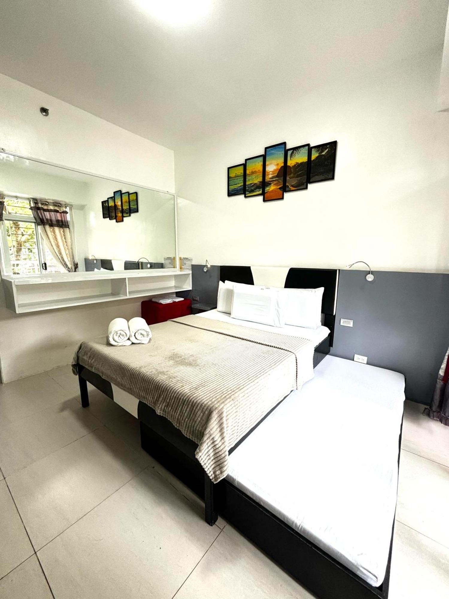Beach Condos At Pico De Loro Cove - Wi-Fi & Netflix, 42-50"Tvs With Cignal Cable, Uratex Beds & Pillows, Equipped Kitchen, Balcony, Parking - Guest Registration Fee Is Not Included ناسوجبو المظهر الخارجي الصورة